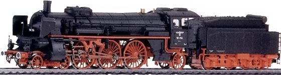 [104003] Dampflok 18 322 der DRG