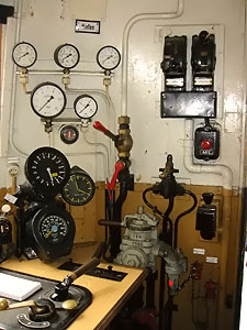 Führerstand der E18 08