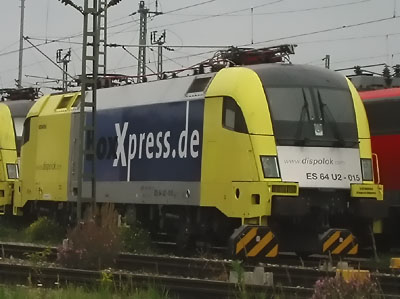 Die Siemens Dispo-Lok ES 64 U2-015 am 01.09.02 im Bw Mnchen Hbf