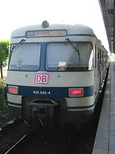 420 508-4, Mnchner S-Bahn am 08.09.02 