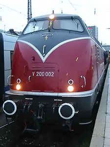 V200 002 am 06.10.02 in Mnchen Hbf